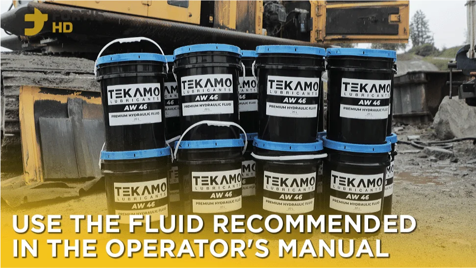 A bunch of Tekamo AW 46 hydraulic fluid 20 L buckets.
